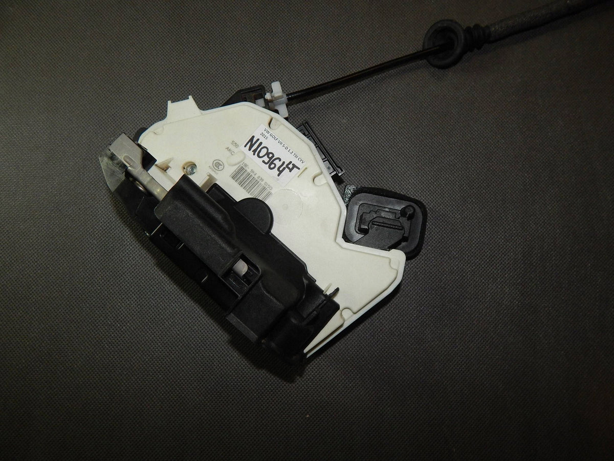 Volkswagen Golf VII Door lock left rear 5K4839015Q