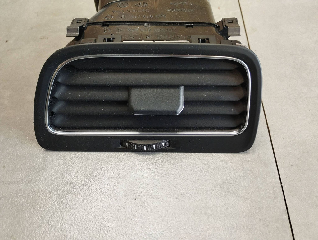 Volkswagen Golf VII Side air supply grille 5G1819710B