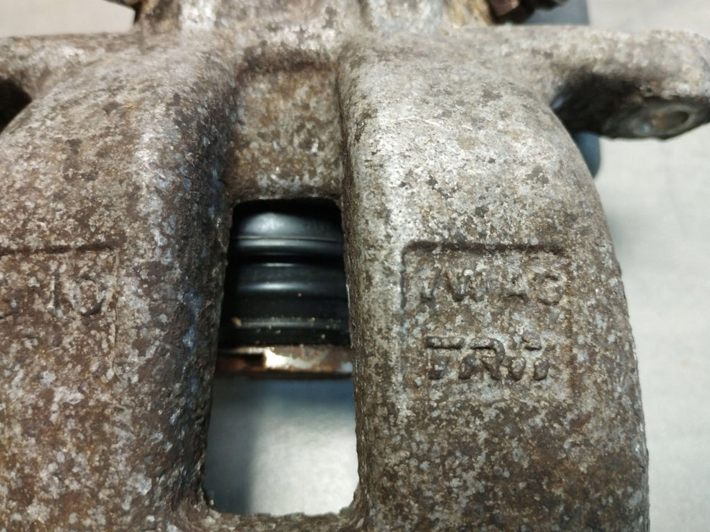 Volkswagen PASSAT B6 CLAMP LEFT REAR ELECTRIC