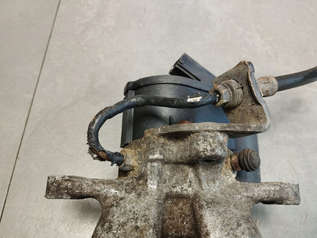 Volkswagen PASSAT B6 CLAMP LEFT REAR ELECTRIC