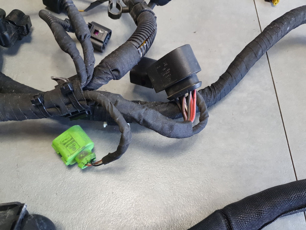 Volkswagen PASSAT CC 1.8 tsi engine beam 06J971824B