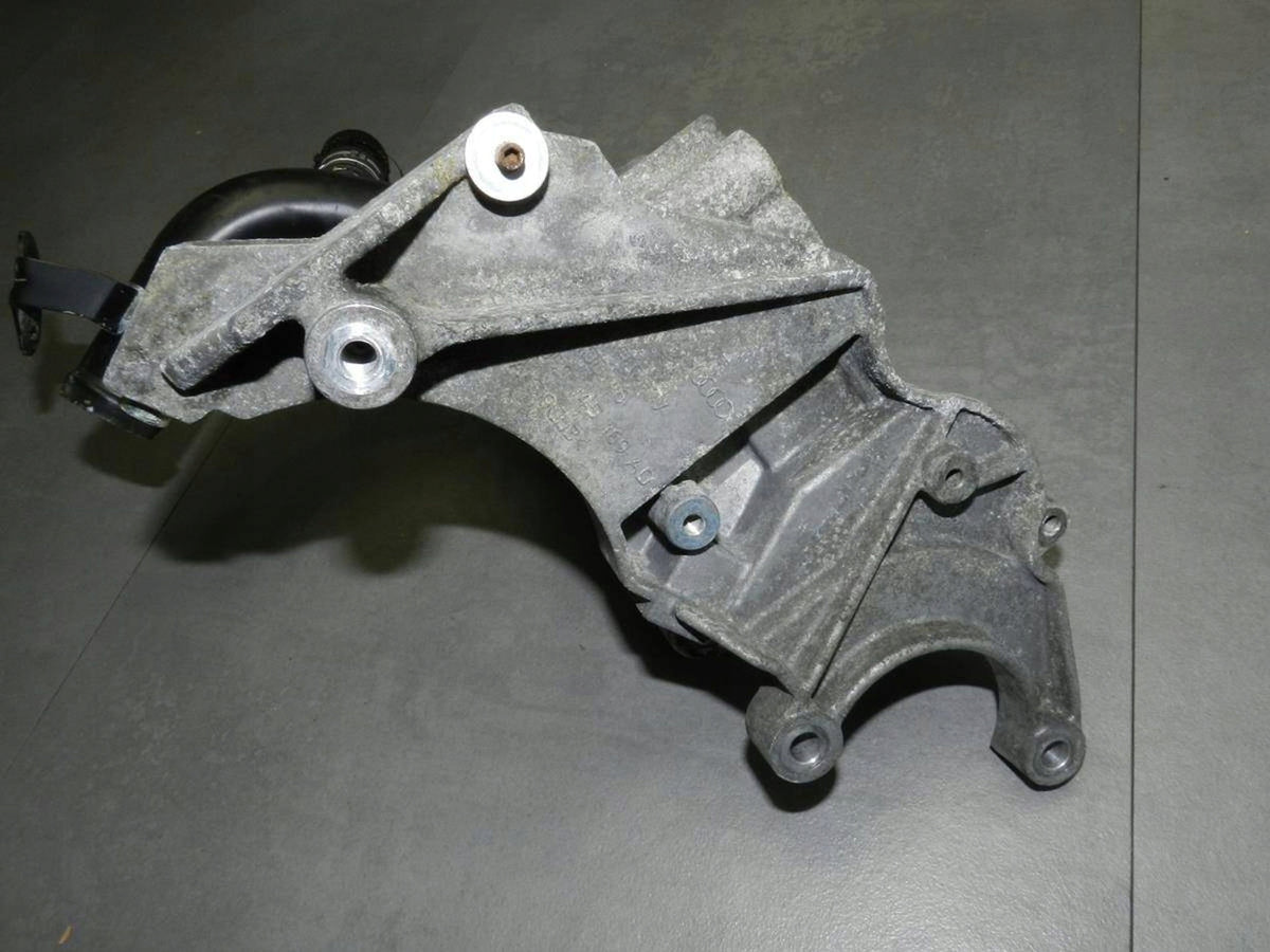 Volkswagen Phaeton Assist Pump Paw 059145169AD