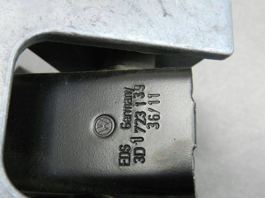 Volkswagen Phaeton Brake Pedal 3D1721196E