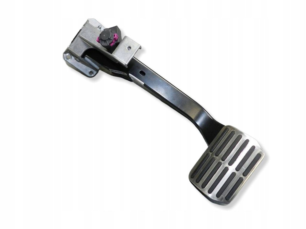 Volkswagen Phaeton Brake Pedal 3D1721196E