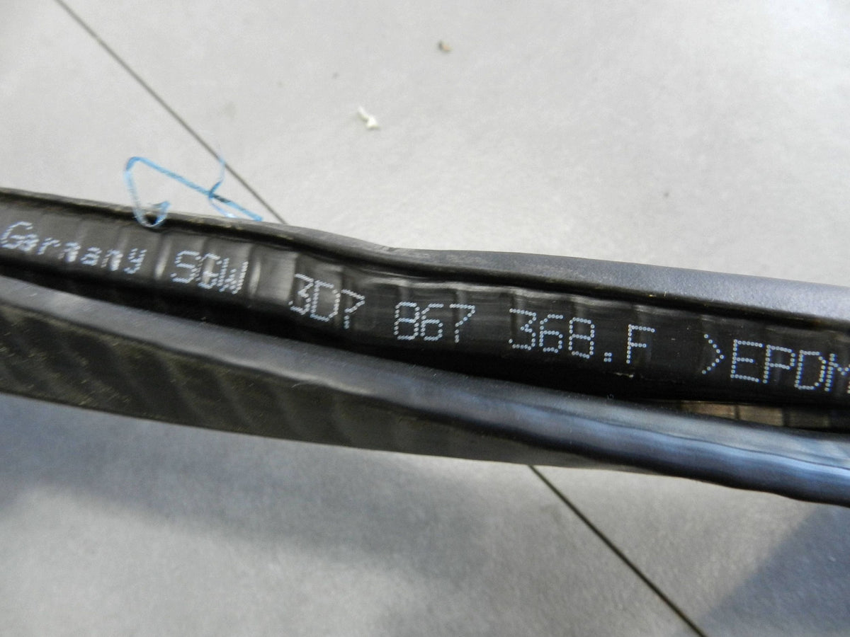 Volkswagen Phaeton Door Seal Right Rear 3D7867368F N58390