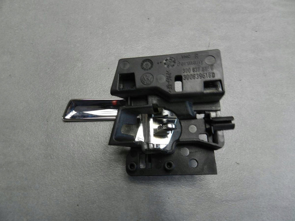 Volkswagen Phaeton Door handle interior left 3D0837618D