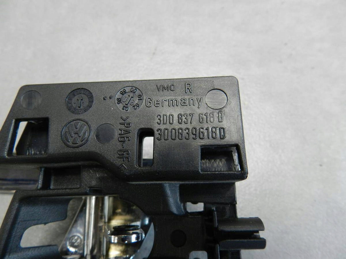 Volkswagen Phaeton Door handle interior right 3D0837618D