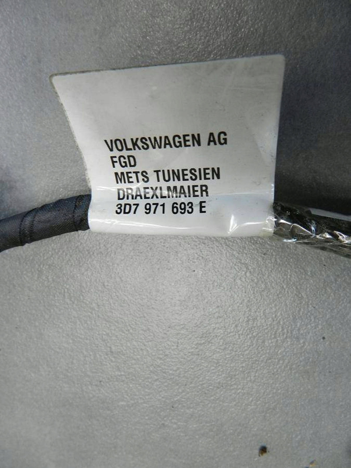 Volkswagen Phaeton Door harness left rear 3D7971693E