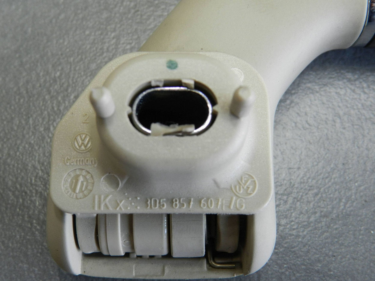 Volkswagen Phaeton Front Ceiling Mount 3D5857607F N58364