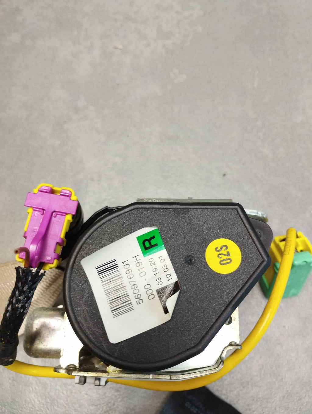 Volkswagen Phaeton Rear Seat Belt Right Rear 3D0857806M