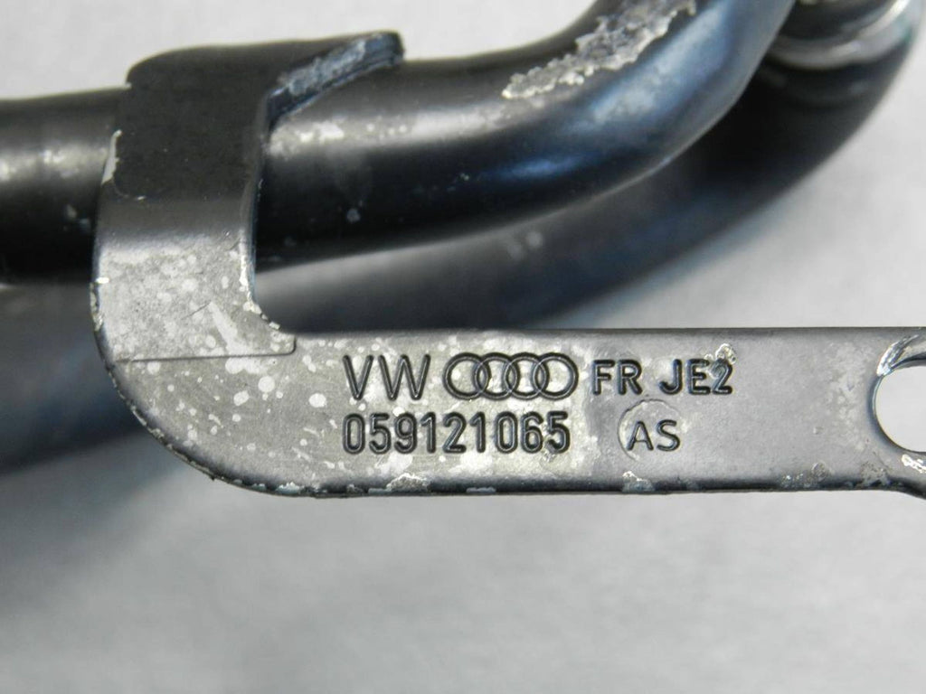 Volkswagen Phaeton Water hose 059121065AS