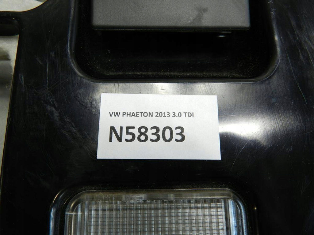Volkswagen Phaeton board cover 3D0857147