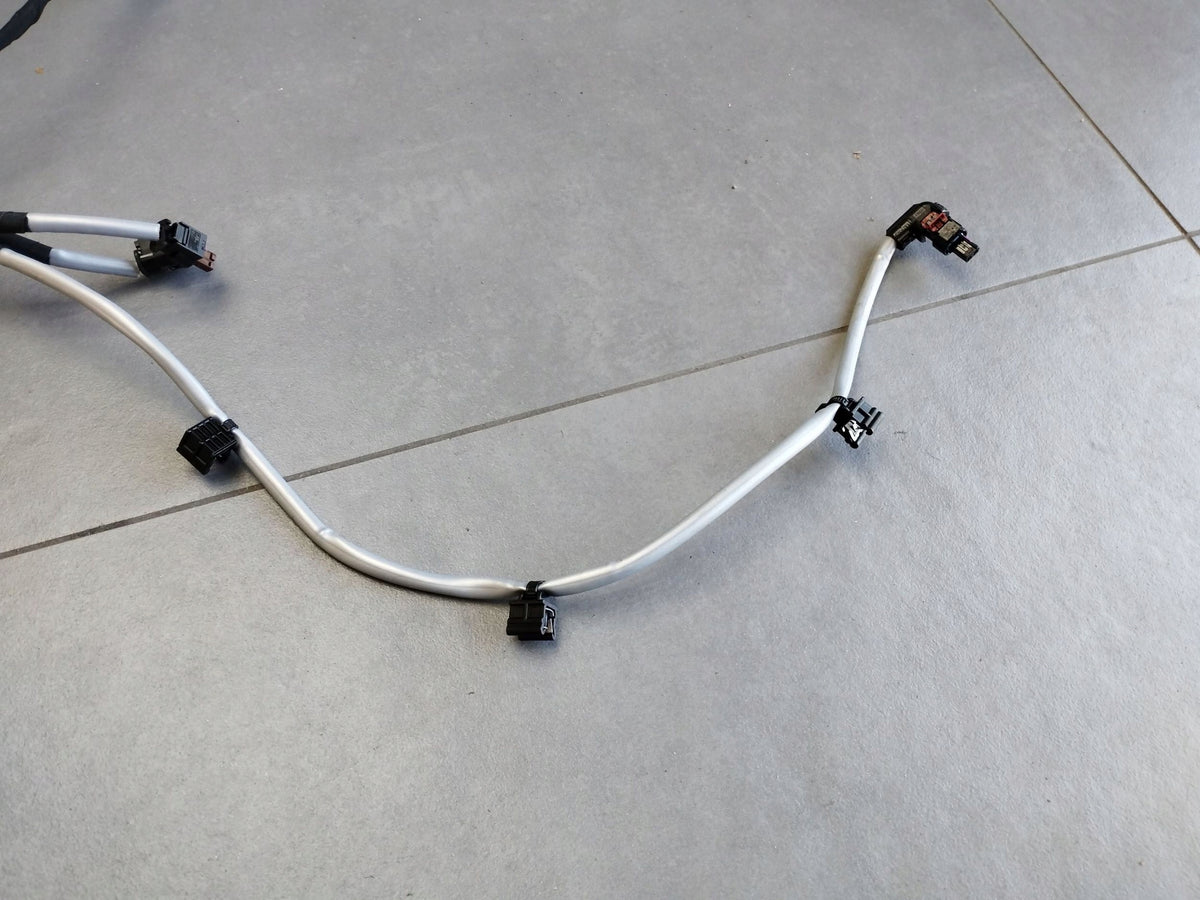 Volkswagen Touran III 2025 1.5 TSI ENGINE HARNESS 05E971610Q