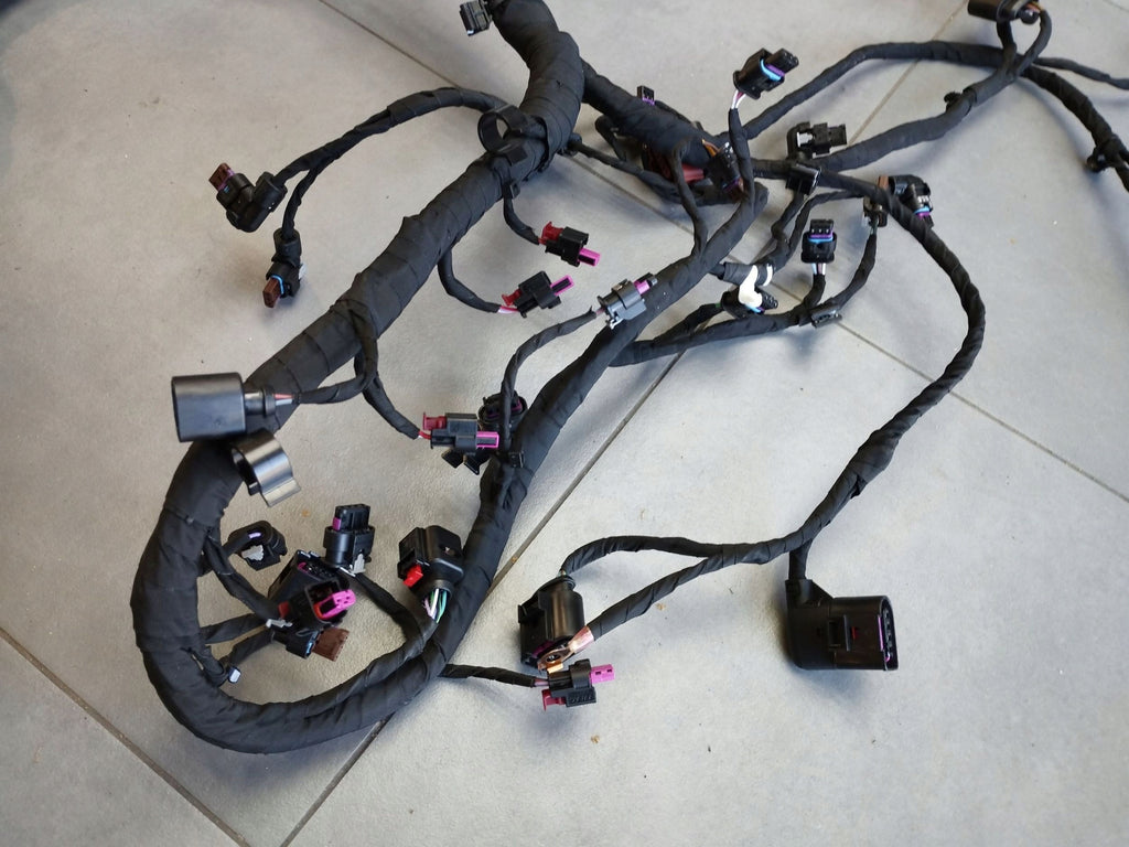 Volkswagen Touran III 2025 1.5 TSI ENGINE HARNESS 05E971610Q