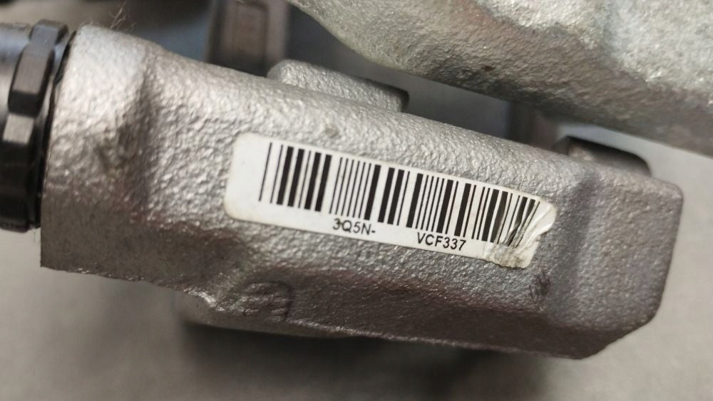Volkswagen Touran III 2025 CLAMP LEFT FRONT 8V0615123D 8V0615125A