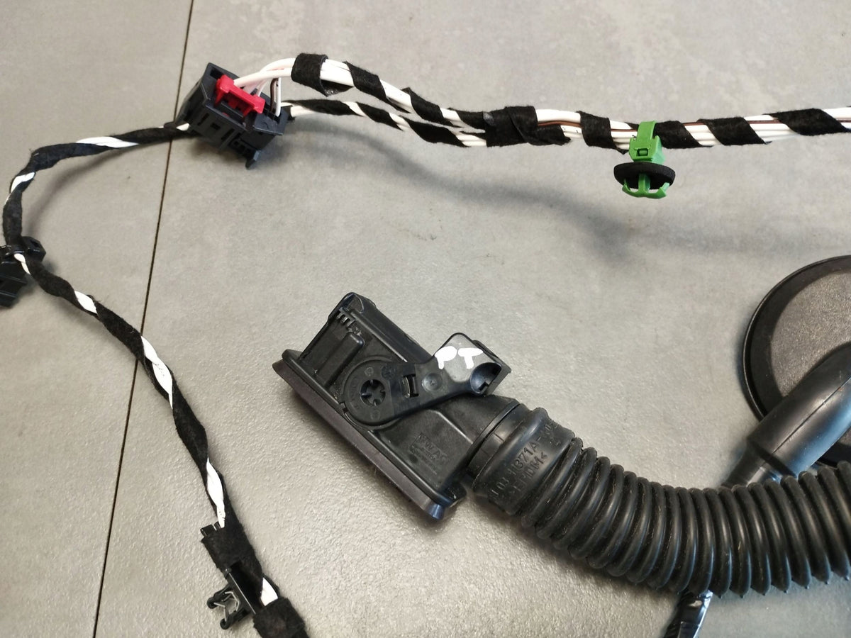 Volkswagen Touran III 2025 DOOR HARNESS RIGHT REAR 5TA971694AA