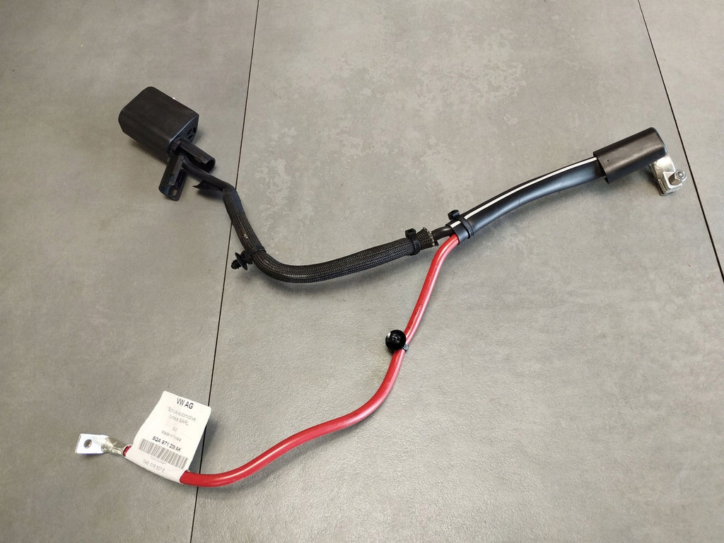 Volkswagen Touran III 2025 Front Plus / Klema / 5QA971228AK