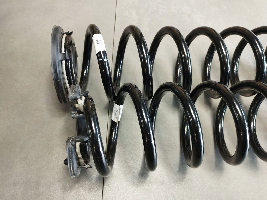 Volkswagen Touran III 2025 SPRINGS REAR 2PCS 5QA511103F