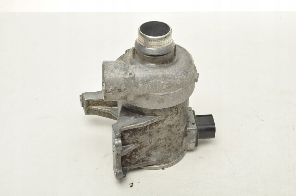 WATER PUMP VOLVO XC60 XC90 II S60 III V60 II S90 V90 2.0 16V T8 31368715