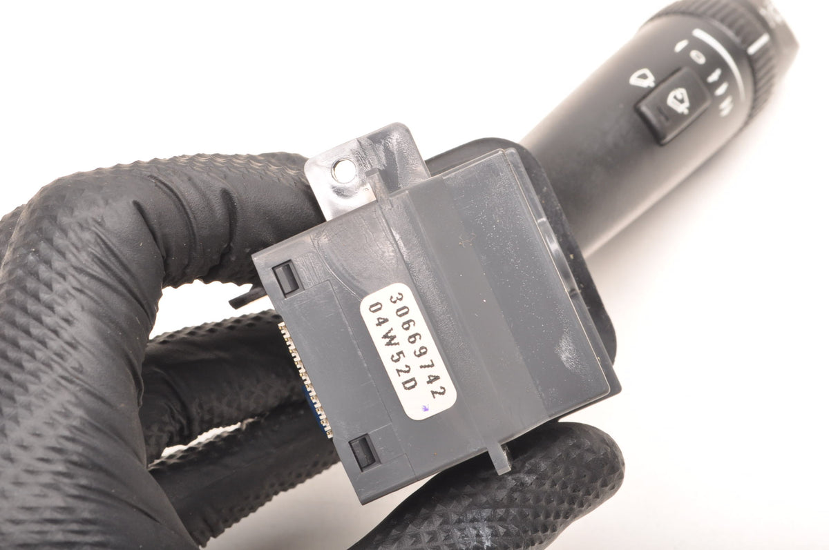 WIPER SWITCH VOLVO S60 AND V70 II XC90 30669742