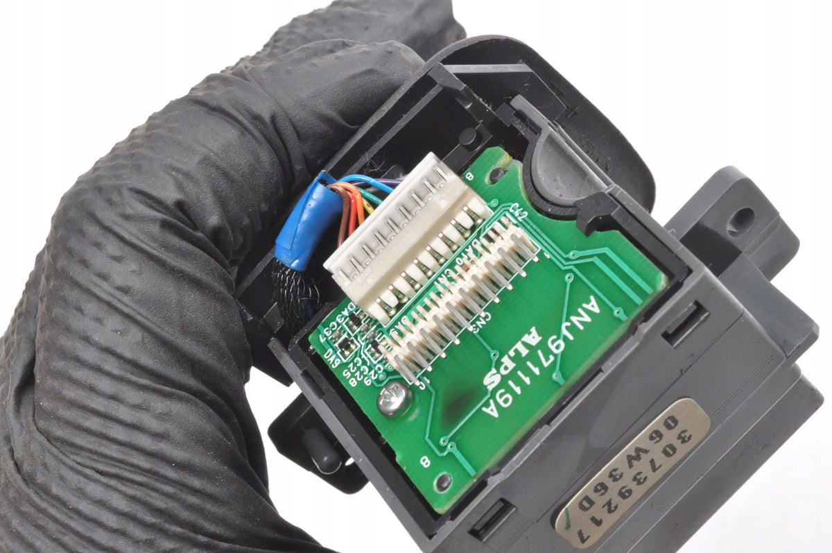WIPER SWITCH VOLVO V70 II XC90 I S60 I 30739217 LIFT