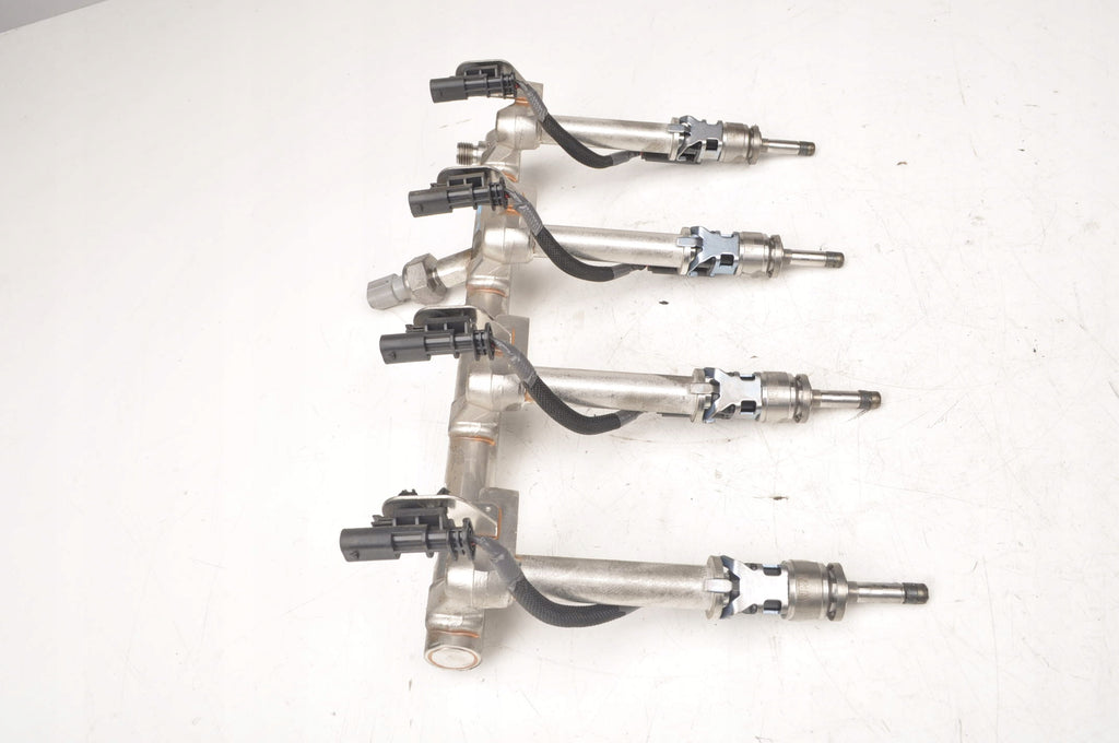 XC60 II 2.0 D5 INJECTION RAIL INJECTION 31478555
