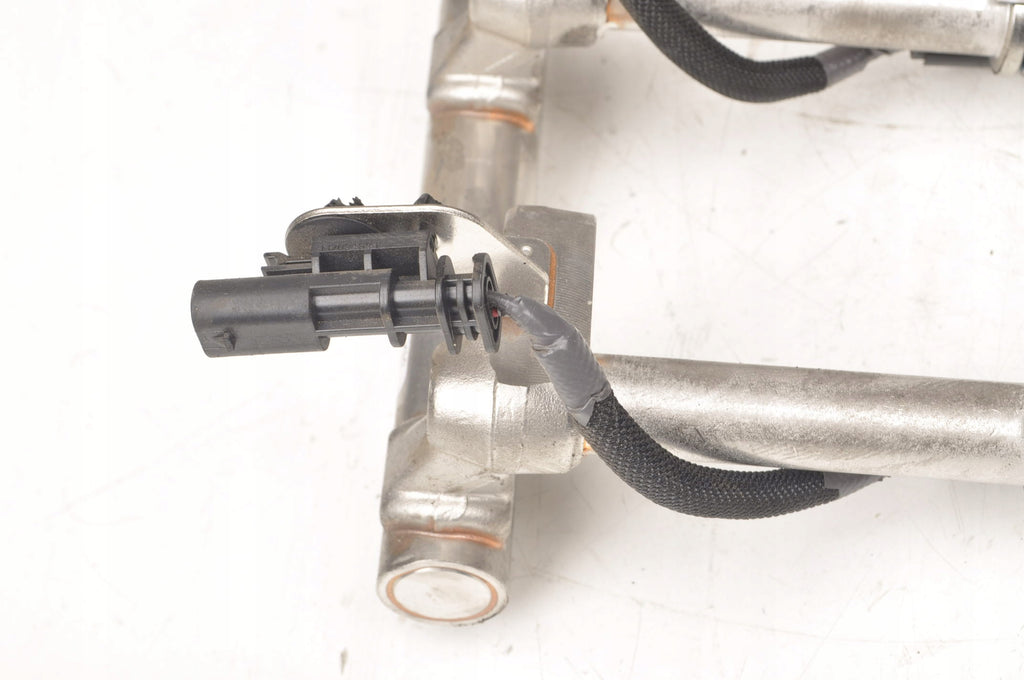XC60 II 2.0 D5 INJECTION RAIL INJECTION 31478555
