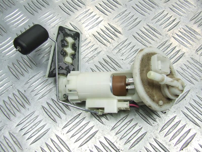 YAMAHA D'ELIGHT 125 FUEL PUMP