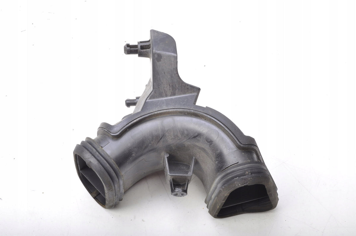 ZAFIRA C 2.0 CDTI AIR INTAKE PIPE 13337772